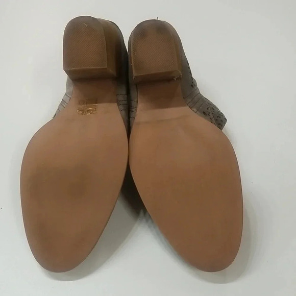Jeffrey Campbell Cut out Suede Block Heel Slip on Bootie Boots Women's 10 - Picture 11 of 12